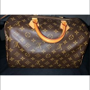 Louis Vuitton Speedy 30